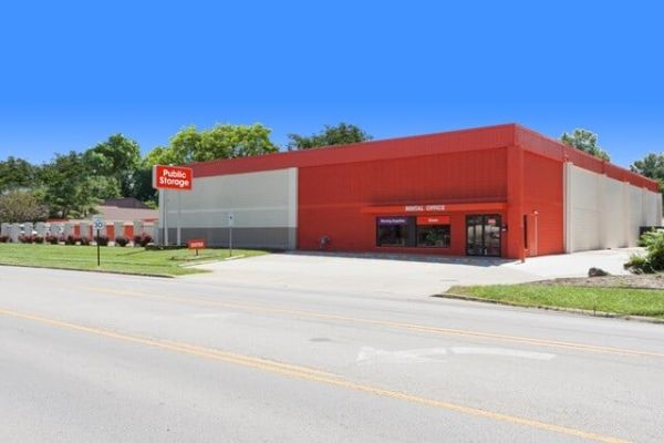 Public Storage - Cincinnati - 3220 Westbourne Drive - 3220 Westbourne Drive