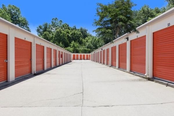 Public Storage - Cincinnati - 3220 Westbourne Drive - 3220 Westbourne Drive