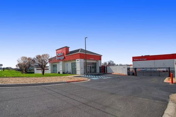Public Storage - Hyattsville - 4318 Kenilworth Ave - 4318 Kenilworth Ave