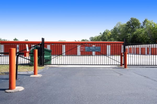 Public Storage - Manchester - 2028 S Willow Street - 2028 S Willow Street