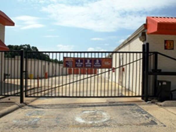 Public Storage - Glen Burnie - 7130 E Furnace Branch Road - 7130 E Furnace Branch Road