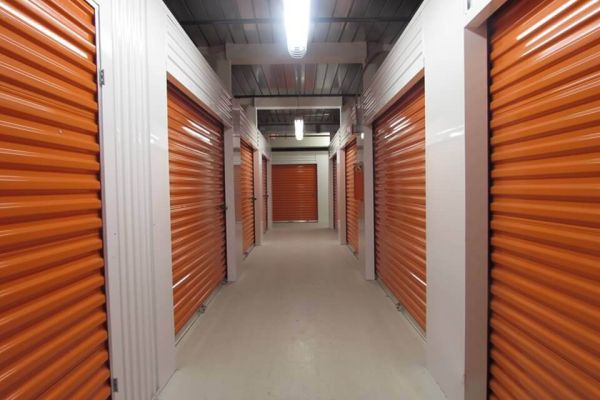 Public Storage - Charlotte - 2130 Cambridge Beltway Drive - 2130 Cambridge Beltway Drive