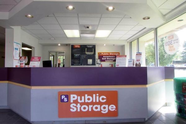 Public Storage - Charlotte - 2130 Cambridge Beltway Drive - 2130 Cambridge Beltway Drive