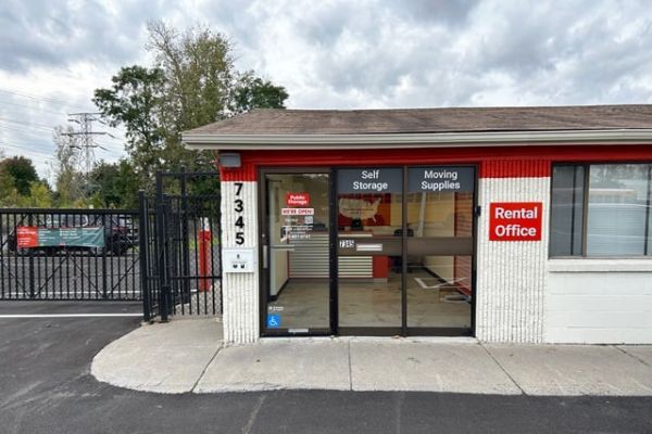 Public Storage - Liverpool - 7345 Oswego Road - 7345 Oswego Road