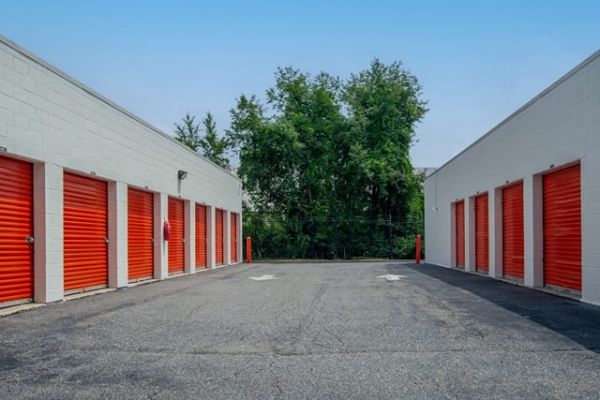 Public Storage - Frazer - 49 Lancaster Ave - 49 Lancaster Ave