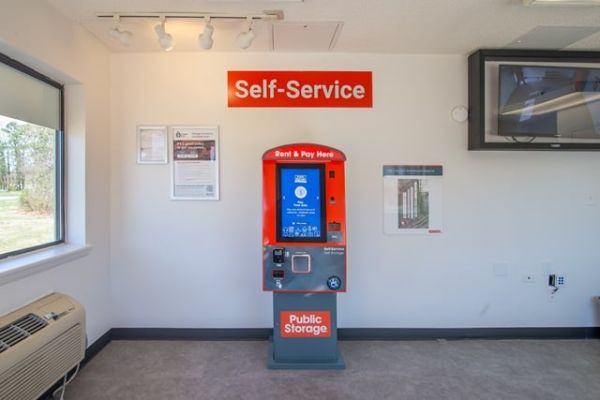 Public Storage - Newport News - 13410 Warwick Blvd - 13410 Warwick Blvd