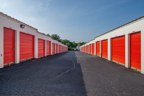 Public Storage - Sterling - 1800 South Sterling Blvd - 1800 South Sterling Blvd