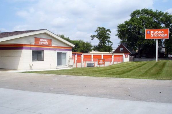 Public Storage - Warren - 24455 Schoenherr Road - 24455 Schoenherr Road