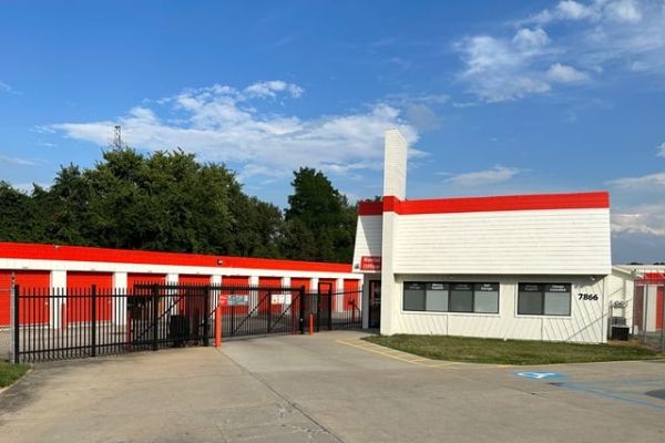 Public Storage - Florence - 7866 Tanners Lane - 7866 Tanners Lane