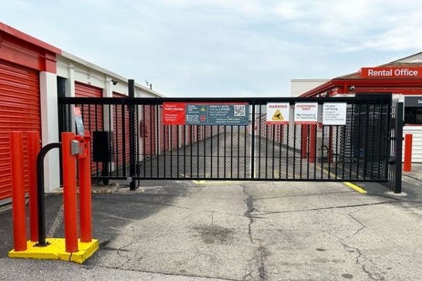 Public Storage - Louisville - 4324 Poplar Level Road - 4324 Poplar Level Road