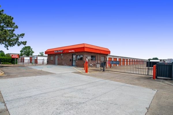 Public Storage - Virginia Beach - 612 Village Drive - 612 Village Drive