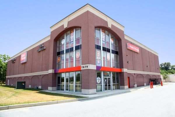 Public Storage - Clinton - 7975 Branch Ave - 7975 Branch Ave