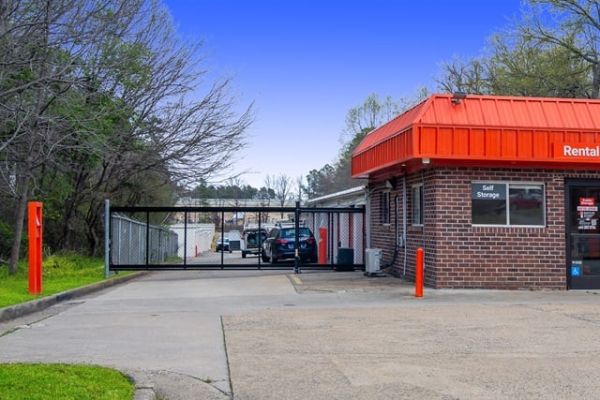 Public Storage - Richmond - 7625 Staples Mill Road - 7625 Staples Mill Road
