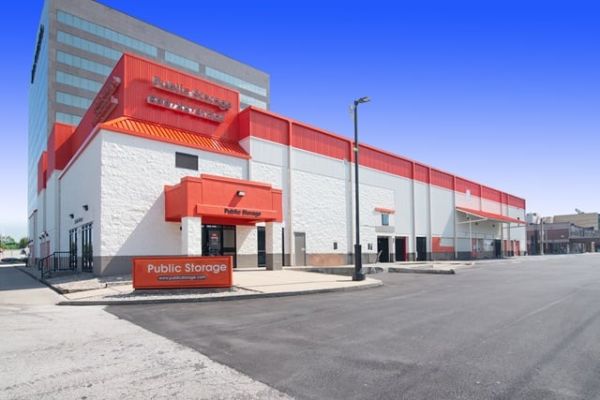 Public Storage - Indianapolis - 933 N Illinois St - 933 N Illinois St