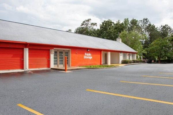 Public Storage - Lexington - 4935 Sunset Blvd - 4935 Sunset Blvd