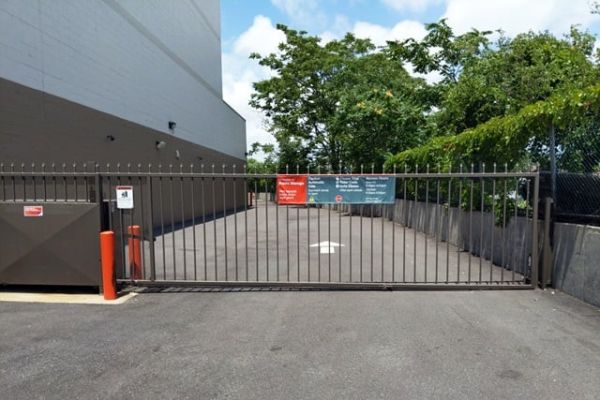Public Storage - Brooklyn - 2461 Knapp Street - 2461 Knapp Street