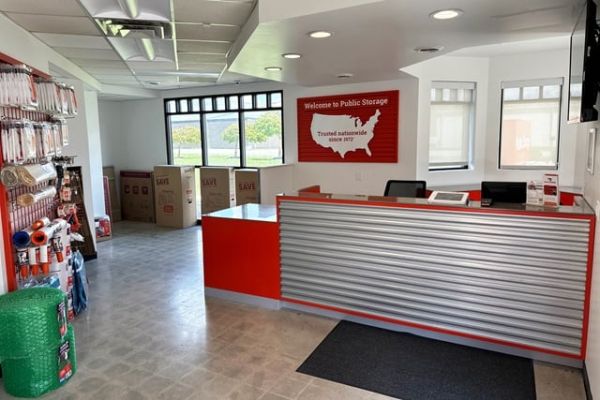 Public Storage - Flint - 5180 S Dort Hwy - 5180 S Dort Hwy