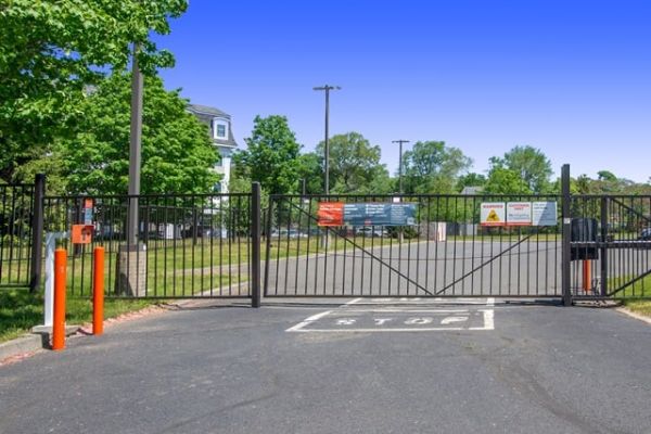Public Storage - Salem - 12 Goodhue Street - 12 Goodhue Street