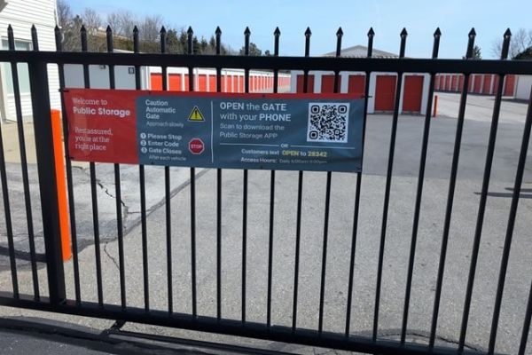 Public Storage - Auburn Hills - 4040 Lapeer Road - 4040 Lapeer Road