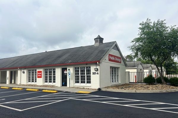 Public Storage - Greensboro - 321 N Chimney Rock Road - 321 N Chimney Rock Road
