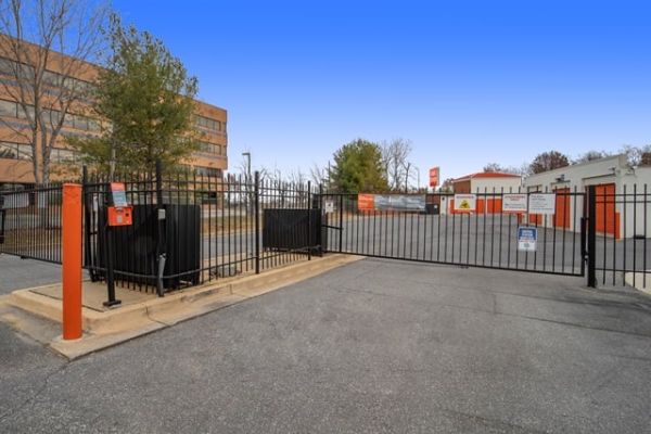 Public Storage - Laurel - 14301 Cherry Lane Court - 14301 Cherry Lane Court
