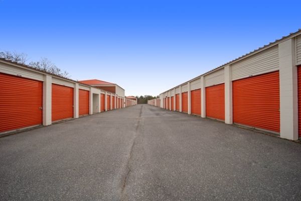 Public Storage - Laurel - 14301 Cherry Lane Court - 14301 Cherry Lane Court