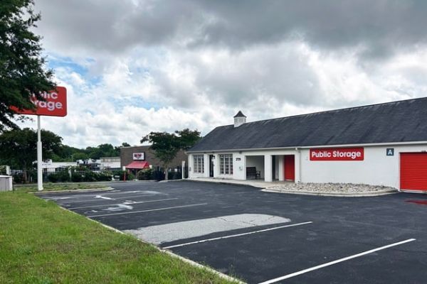 Public Storage - High Point - 2729 W English Road - 2729 W English Road