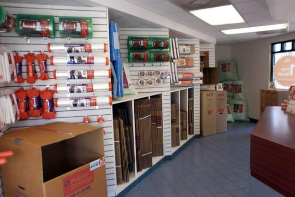 Public Storage - Chesapeake - 940 Professional Place - 940 Professional Place