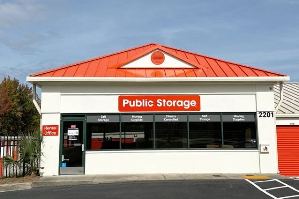 Public Storage - Florence - 2201 2nd Loop Rd - 2201 2nd Loop Rd
