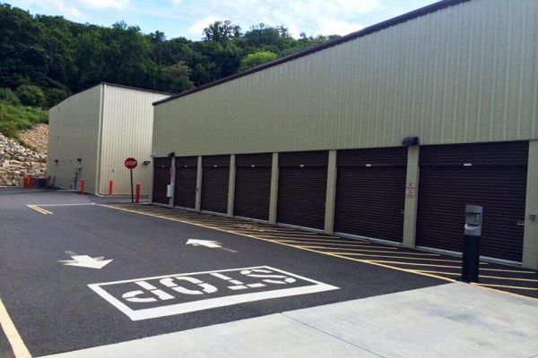 Public Storage - Danbury - 77 Mill Plain Road #83 - 77 Mill Plain Road #83