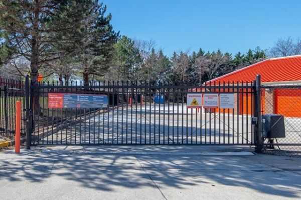 Public Storage - Herndon - 466 Herndon Parkway - 466 Herndon Parkway