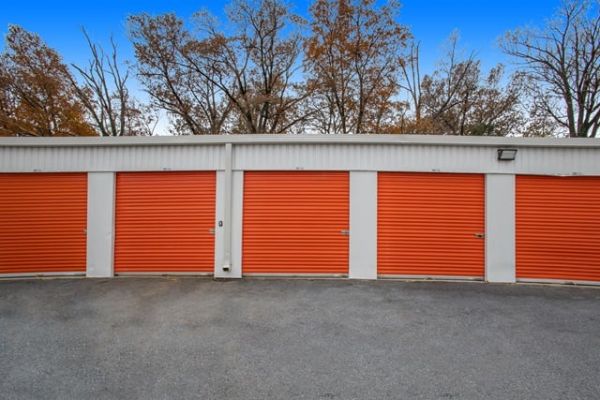 Public Storage - Gaithersburg - 501 E Diamond Ave - 501 E Diamond Ave