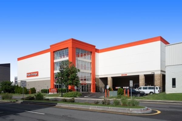 Public Storage - Everett - 140 Broadway - 140 Broadway