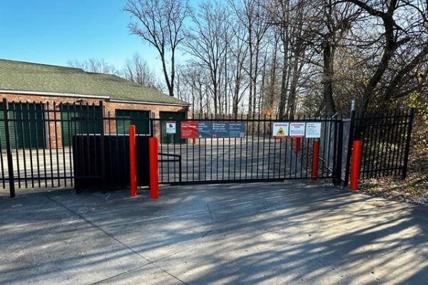 Public Storage - Amelia - 1170 W Ohio Pike - 1170 W Ohio Pike