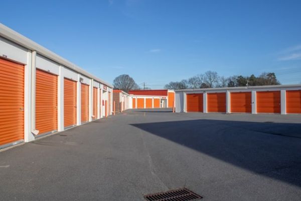 Public Storage - Concord - 6815 Weddington Rd - 6815 Weddington Rd