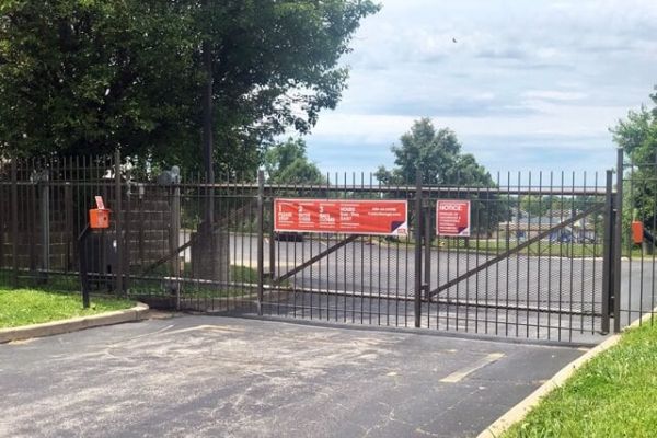 Public Storage - Florissant - 14249 New Halls Ferry Road - 14249 New Halls Ferry Road