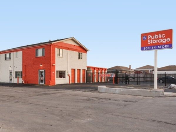 Public Storage - Chicago - 7455 South Pulaski Road - 7455 South Pulaski Road