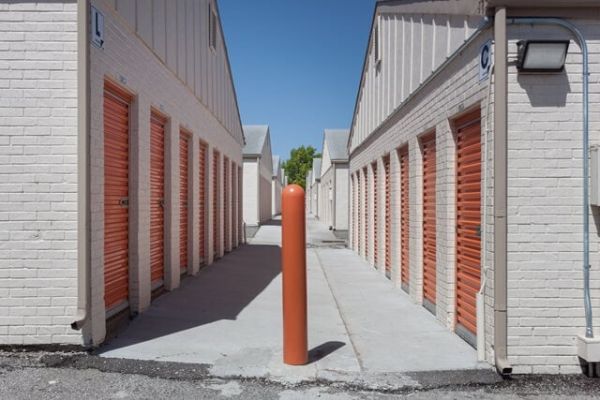 Public Storage - Olathe - 1525 E Spruce Street - 1525 E Spruce Street