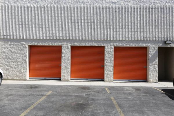Public Storage - Chicago - 4072 N Broadway Street - 4072 N Broadway Street