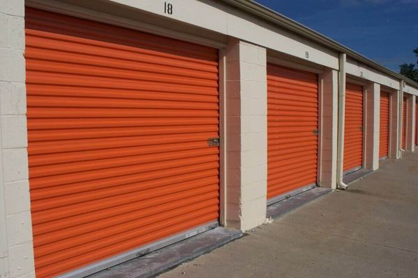 Public Storage - Belton - 15505 S 71 Highway - 15505 S 71 Highway