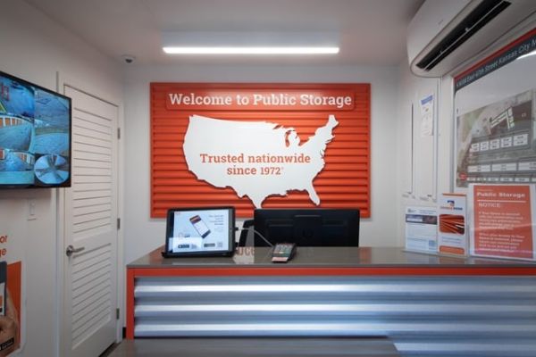 Public Storage - Kansas City - 9104 East 47th Street - 9104 East 47th Street