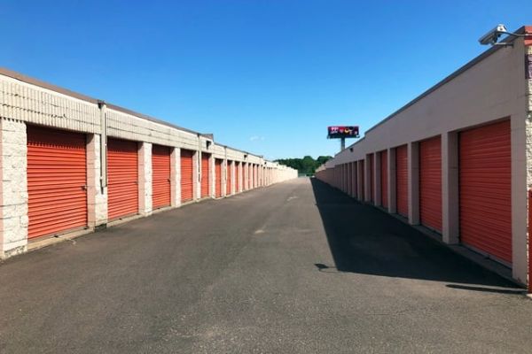 Public Storage - West St Paul - 415 Marie Ave E - 415 Marie Ave E
