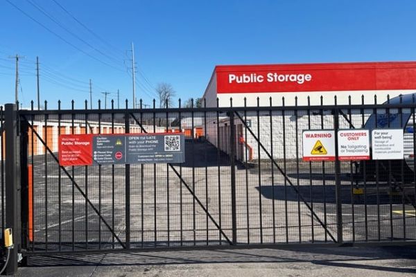 Public Storage - St Louis - 9030 Watson Road - 9030 Watson Road