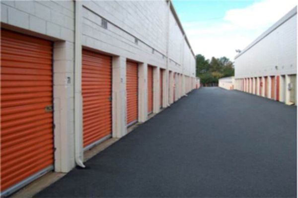 Public Storage - Oklahoma City - 802 W Hefner Road - 802 W Hefner Road