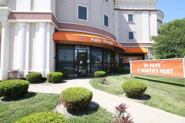 Public Storage - Oak Lawn - 4600 Southwest Hwy - 4600 Southwest Hwy