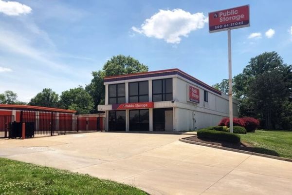Public Storage - St Louis - 9722 Gravois Road - 9722 Gravois Road