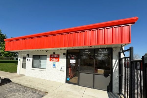 Public Storage - Bolingbrook - 615 E Boughton Road - 615 E Boughton Road