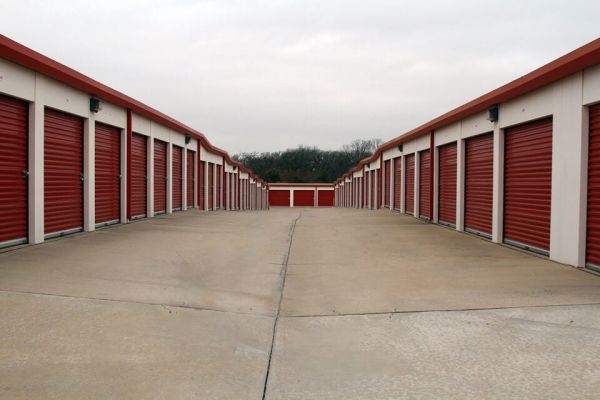 Public Storage - Edmond - 640 NW 164th St - 640 NW 164th St