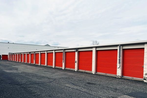 Public Storage - Woodbury - 2280 Wooddale Drive - 2280 Wooddale Drive