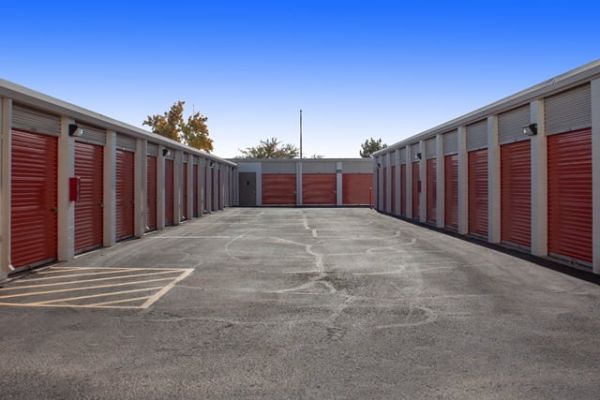 Public Storage - Gilbert - 1636 W Park Ave - 1636 W Park Ave